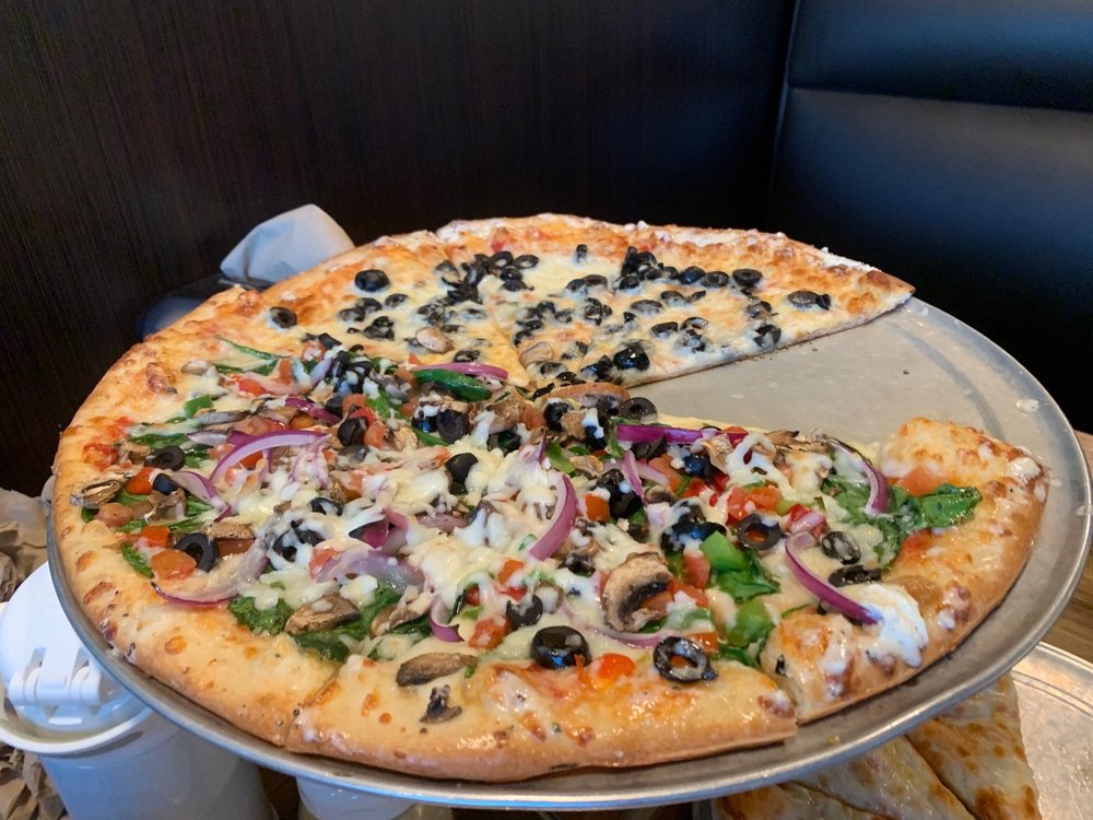 Stouts Pizza