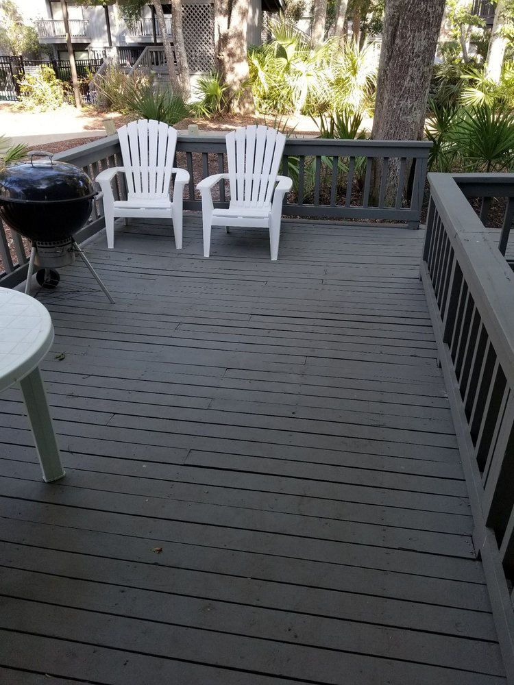 Deck Patio Furniture Was Not What Pictured Online White Photo Of Island Getaway Als Hilton Head Sc