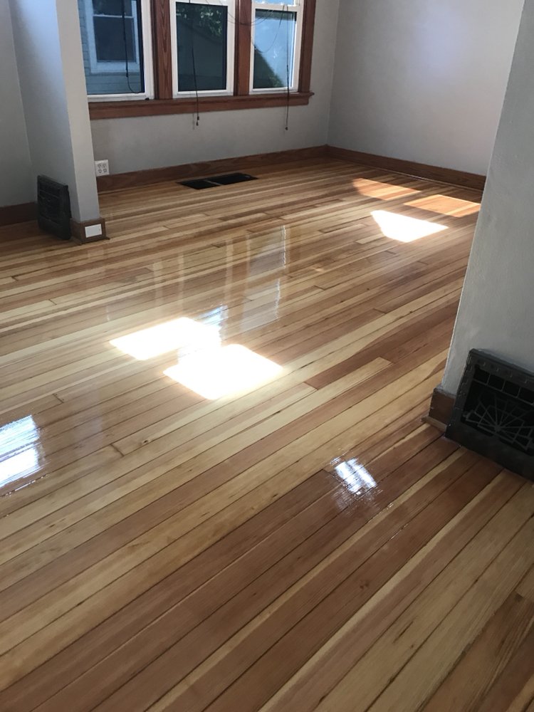 Yellow Pine Floor High Gloss Finish Yelp Photo Of Jds Flooring Saint Louis Mo United States Yellow Pine Floor