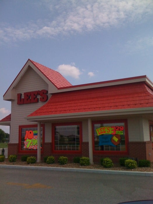 Lee's Famous Recipe Chicken