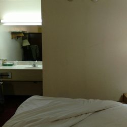 Days Inn Brookville Hotels 100 N Parkview Dr Oh Days Inn Brookville Hotels 100 N Parkview Dr Oh Phone Number Yelp