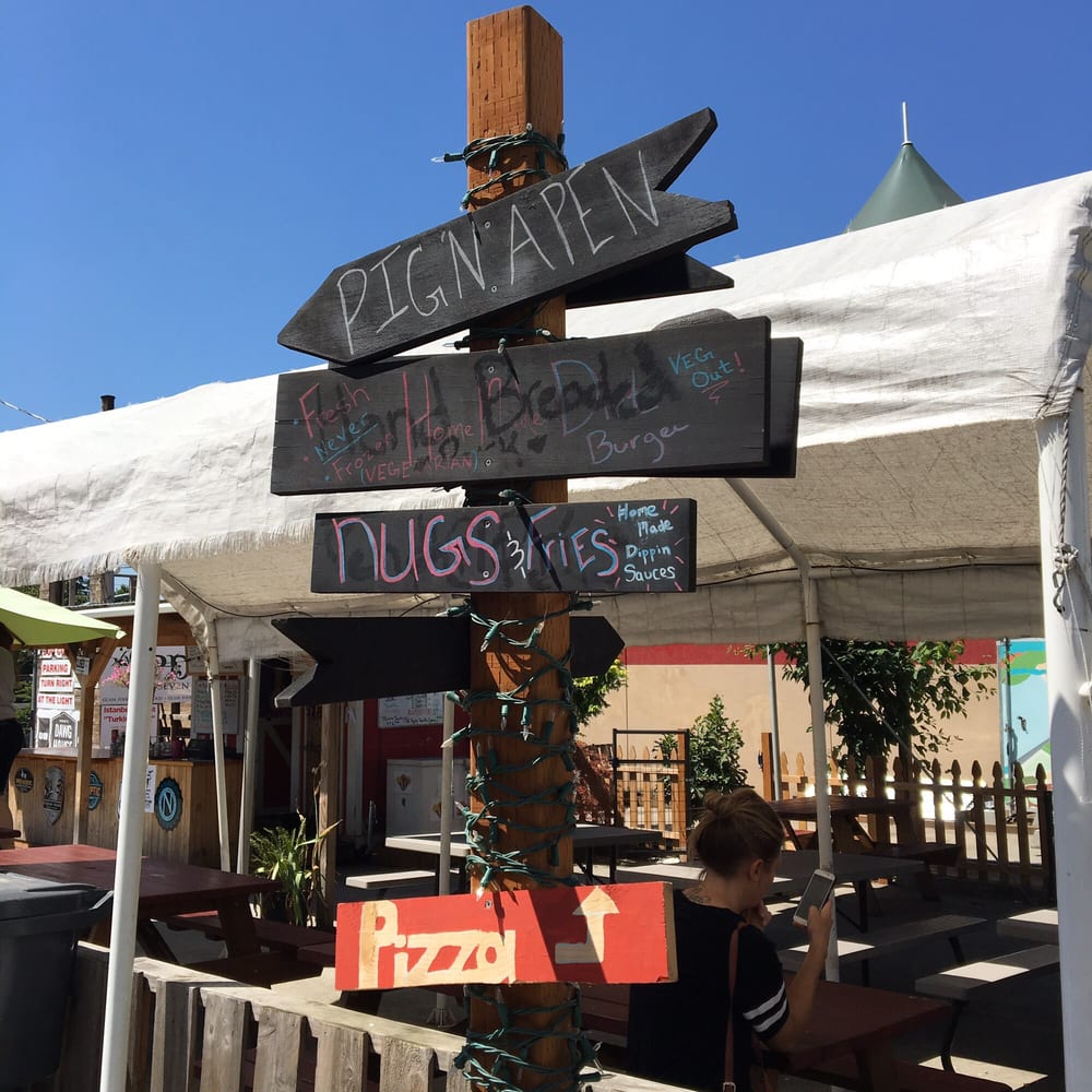 Rose City Food Park - 40 Photos & 34 Reviews - Food Trucks - Northeast