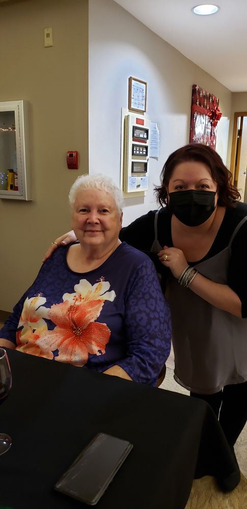 image of business The Everett Clinic