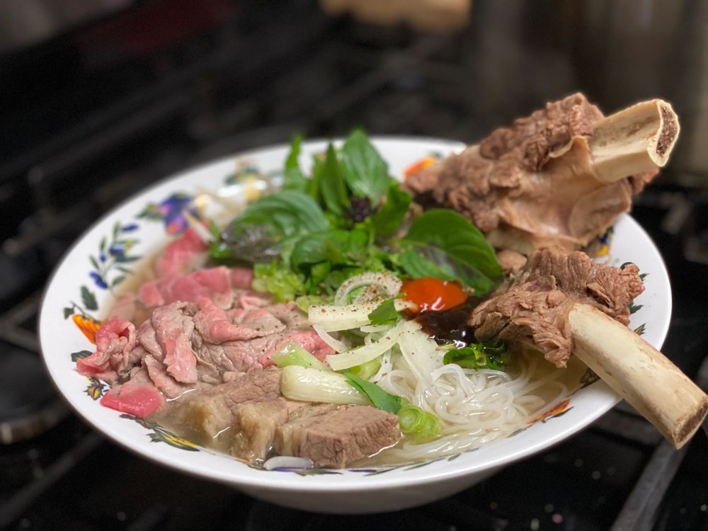 Manee Thai Cuisine & Bar