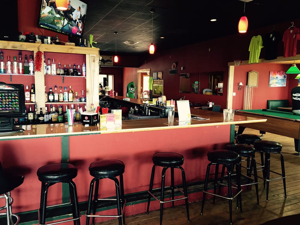 Pickles Bar & Grill 36 Photos & 21 Reviews Sports Bars 11204 W