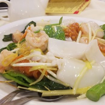 Golden City Seafood Restaurant 257 Photos 40 Reviews Chinese Photo Of Golden City Seafood Restaurant Brooklyn Ny United States Noodles