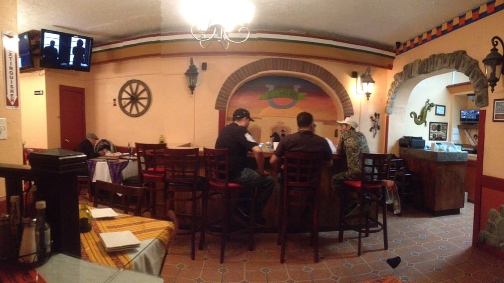 La Mexicana Grill