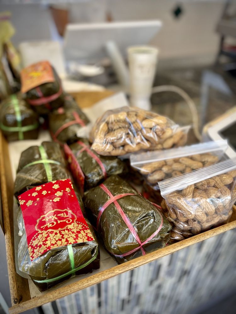 Saigon Bakery and Sandwiches
