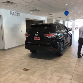 Tejas Toyota 27 Photos 52 Reviews Car Dealers 19011 Hwy 59 N Photo Of Tejas Toyota Humble Tx United States