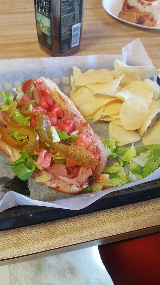 Chubz Deli Burgers 9 Mountain View Plaza Rt 106, Clifford, PA