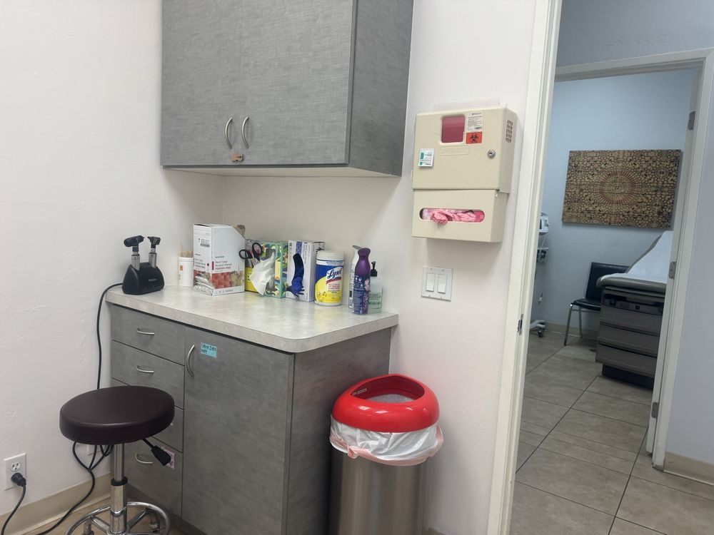Reddy Urgent Care-  Paramount