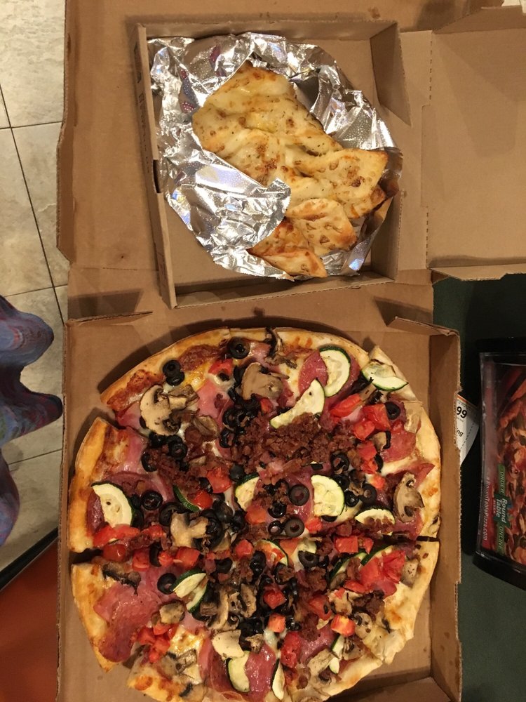 And Breadsticks To Go Yelp Photo Of Round Table Santa Ana Ca United States And