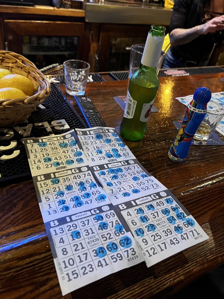 Johnny's Pub