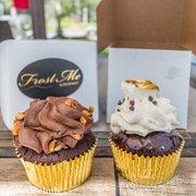 Almond Photo Of Frost Me Gourmet Cupcakes Almond Photo Of Frost Me Gourmet Cupcakes