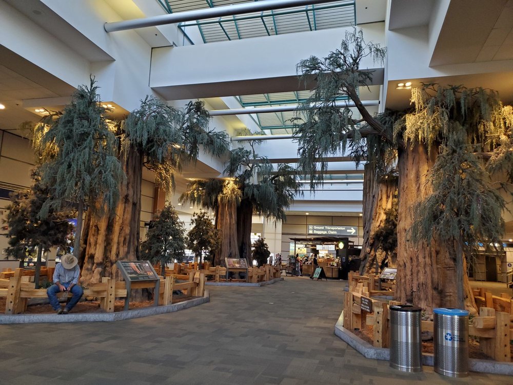 Fresno Yosemite International Airport - FAT