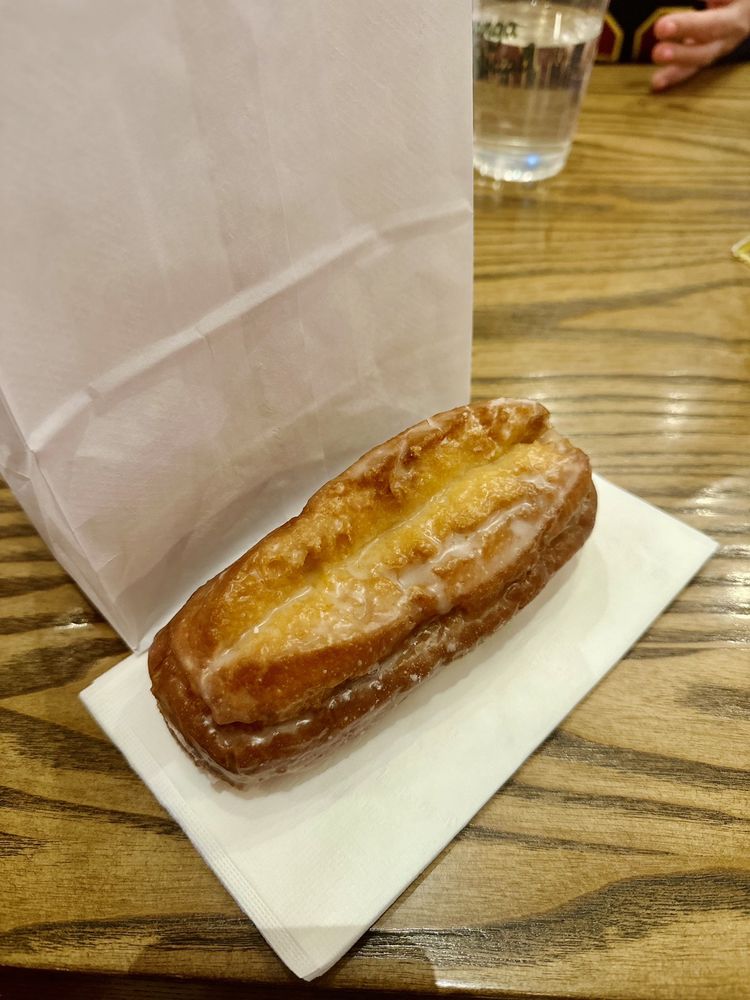 Primo’s Donuts