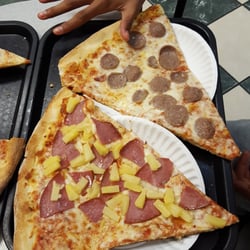 Devil S Pizzeria Restaurant Order Food Online 175 Photos 152 Photo Of Devil S Pizzeria Restaurant Durham Nc United States Monster Slices