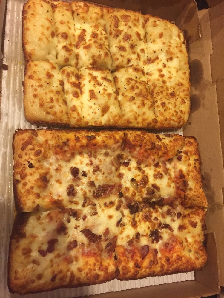 Italian Cheese Bread And Pepperoni Stuffed Crust With Bacon My Diet
