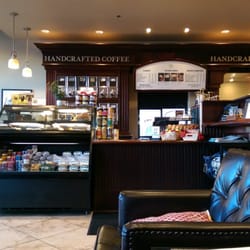 Cutters Point Coffee 36 Photos 76 Reviews Tea 25246 Photo Of Cutters Point Coffee Kent Wa United States Counter Area