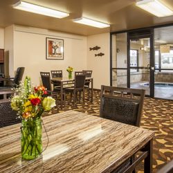 Cottonwood Inn Suites 24 Photos Hotels 54250 Us Hwy 2 Photo Of Cottonwood Inn Suites Glasgow Mt United States West Wing
