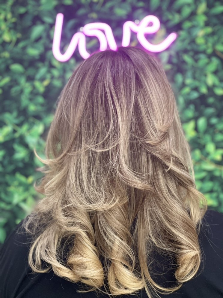 Great Looks Salon