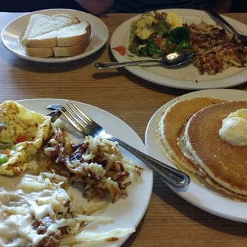 Country Kitchen Restaurant 33 Reviews American Traditional Photo Of Country Kitchen Restaurant Warrensburg Mo United States Yum