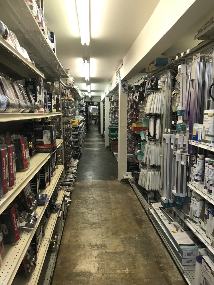 Pacific Beach Ace Hardware
