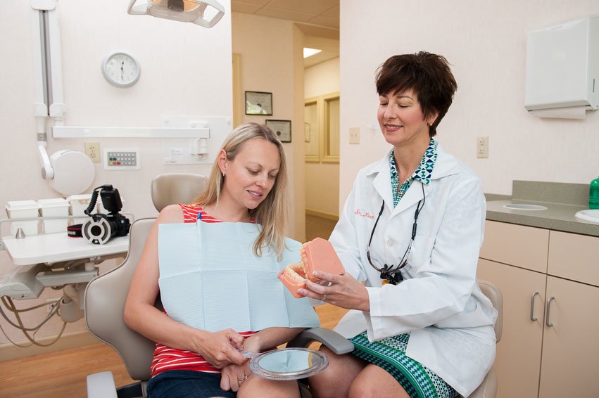 image of business Drs. Monroe & Monroe