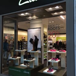 clarks outlet houston