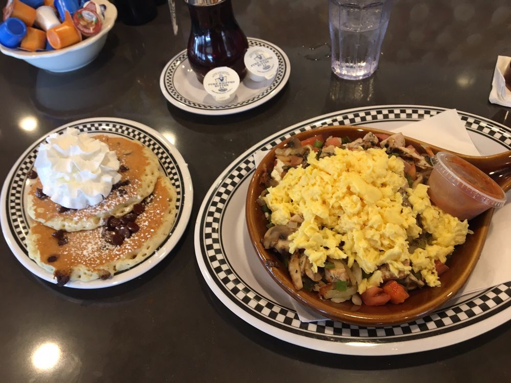 Cozy Corner Restaurant Pancake House Order Food 141 Cozy Corner Restaurant Pancake