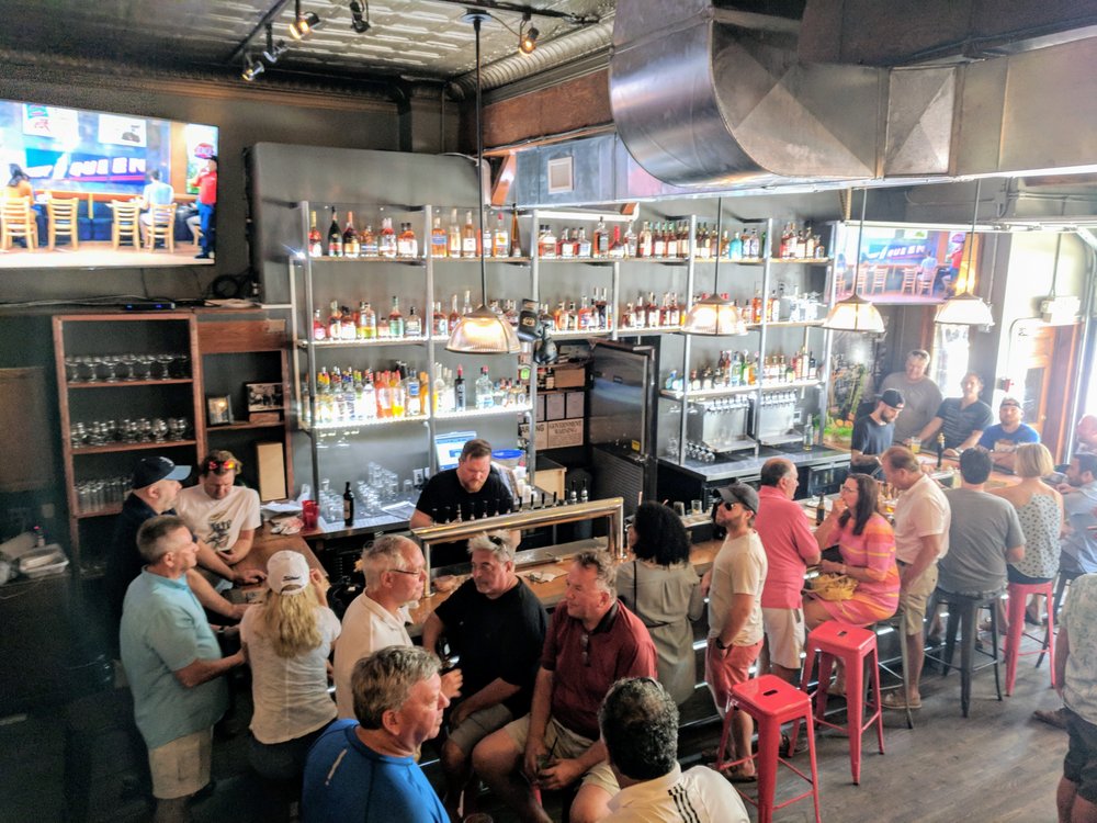 Nice Setup Behind The Bar And Some Tails On Tap Photo Of Forty Thieves Buffalo Ny United States Nice Setup Behind The