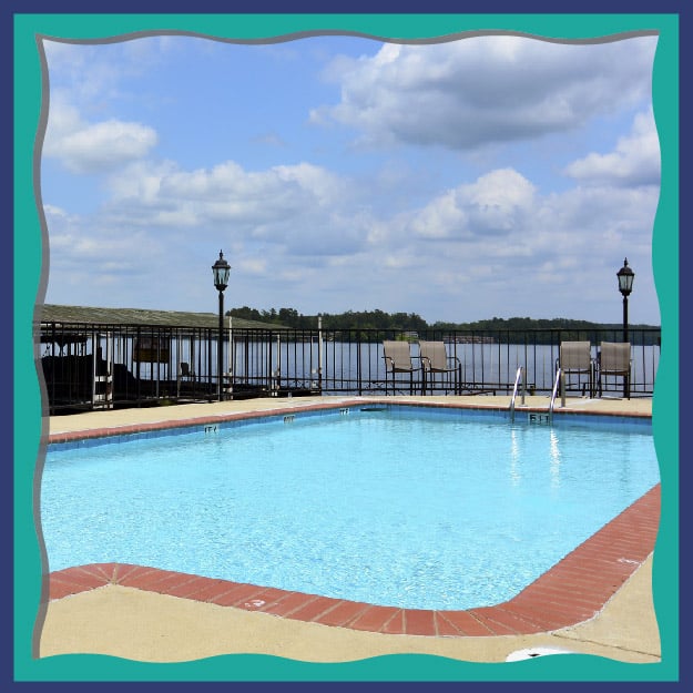 Poolside At Willow Beach Motel On Lake Hamilton In Hot Poolside At Willow Beach Motel On Lake Hamilton In Hot
