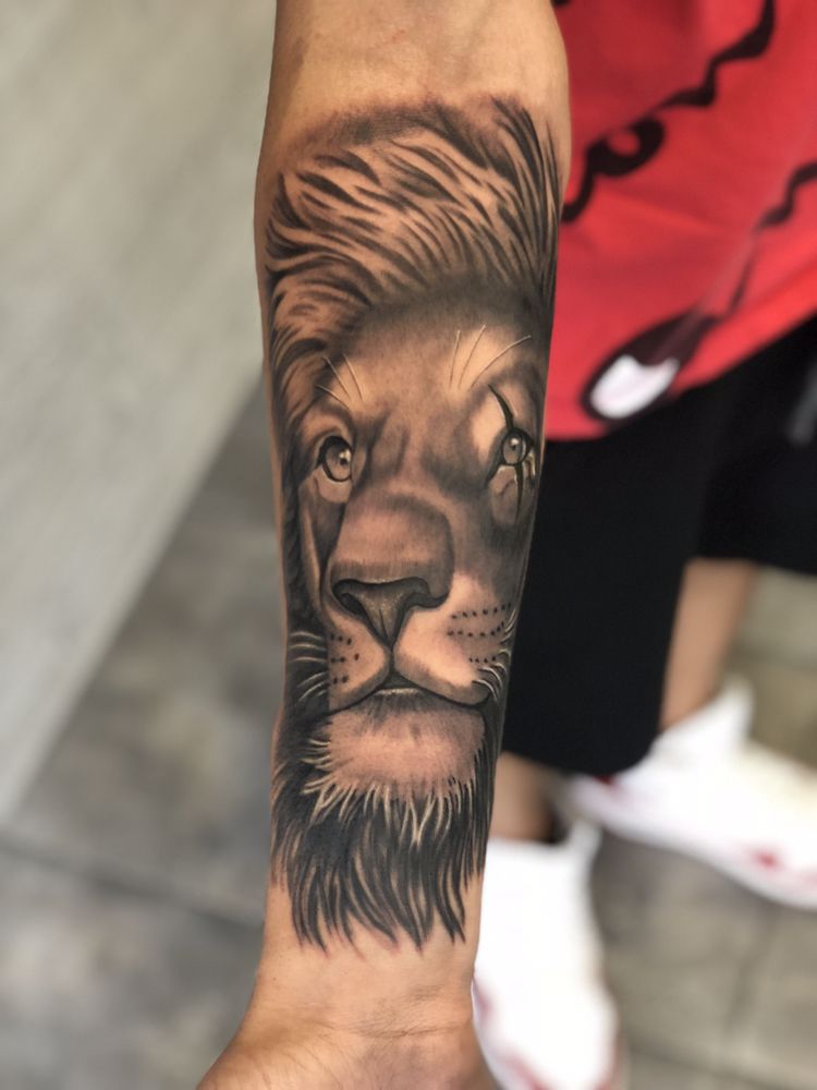Progressive Tattoo