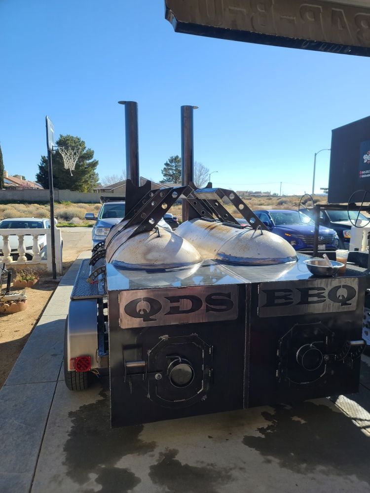 QD'S Double Barrel BBQ