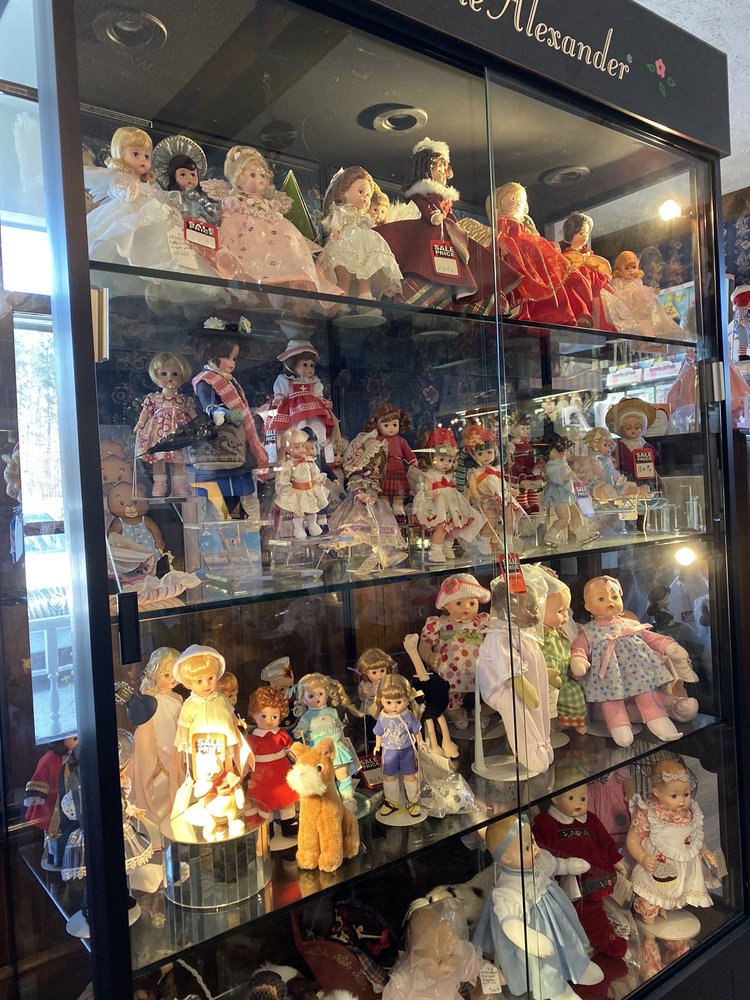 Somewhere In Time Antiques and Collectibles Mall