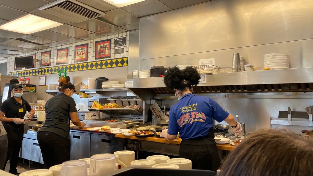 Waffle House - Hope Mills