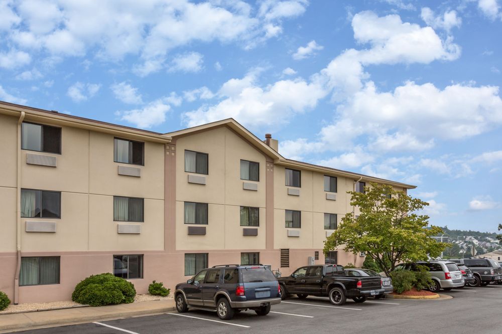 Super 8 Dumfries Quantico Hotels 17416 Jefferson Davis Hwy Super 8 Dumfries Quantico Hotels 17416 Jefferson Davis Hwy Va Phone Number Yelp