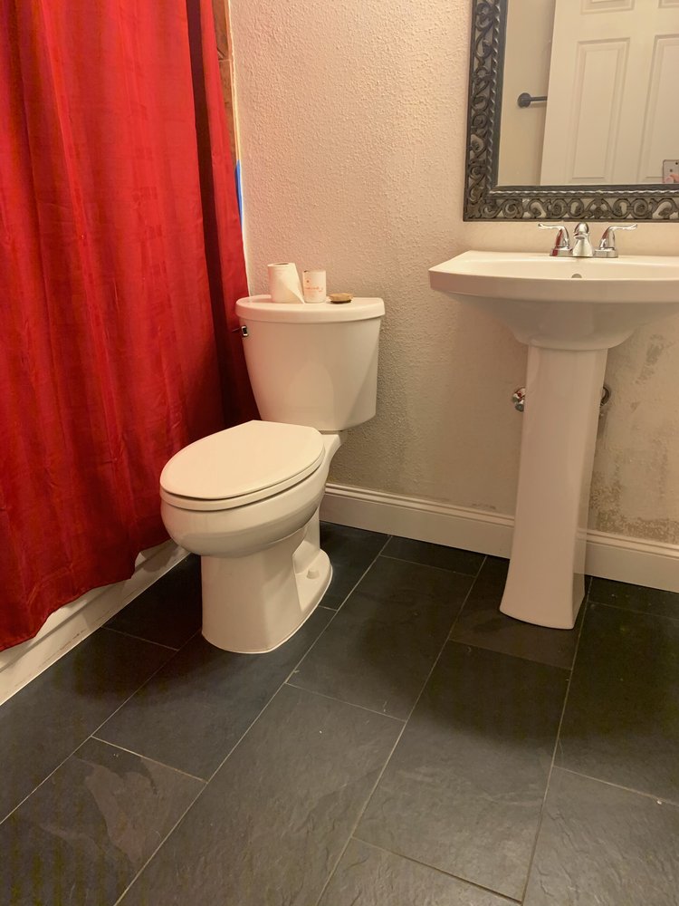 image of business Right Turn Kitchen & Bathroom Remodeling