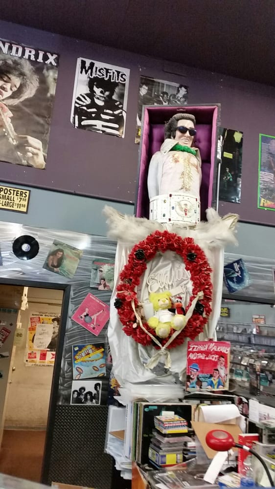 Streetlight Records 63 Photos & 212 Reviews Music & DVDs 980 S