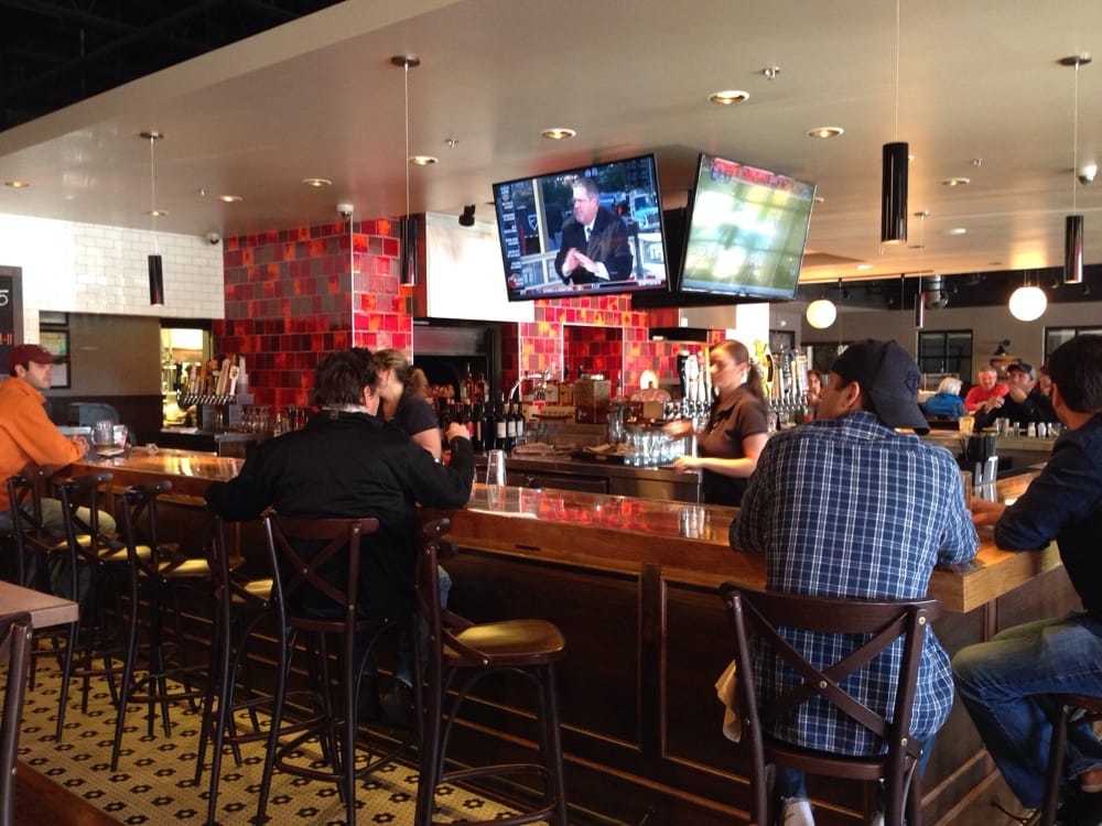 Tavern 4 & 5 81 Photos & 153 Reviews American (New) 16396 Wagner