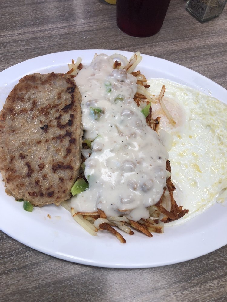 Breezy’s Wings and Wheels Restaurant