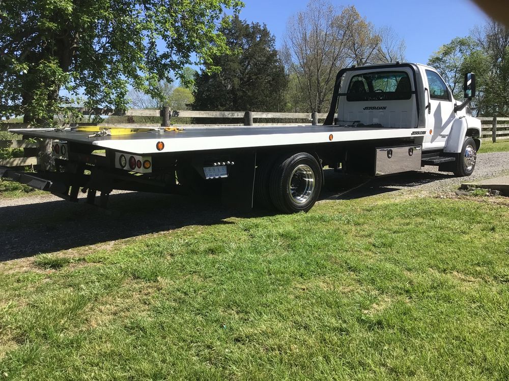 Night Shift Towing and Roadside Service