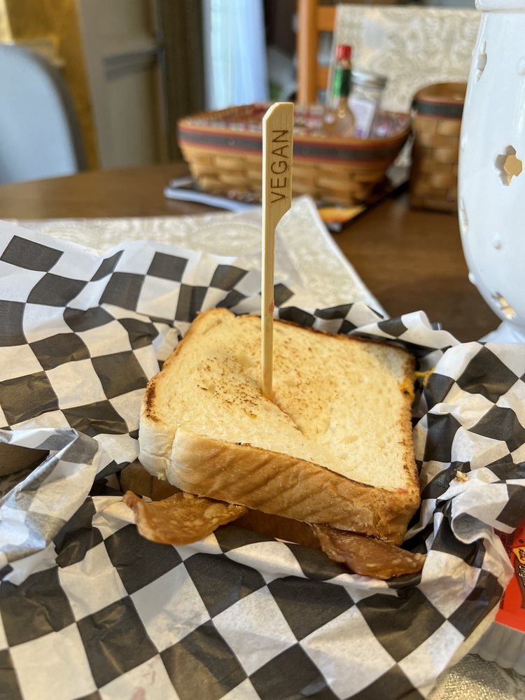 The Dirty V Plant-Based Noshery