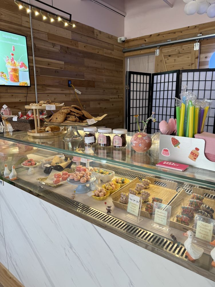 Zoe's Bakery Image
