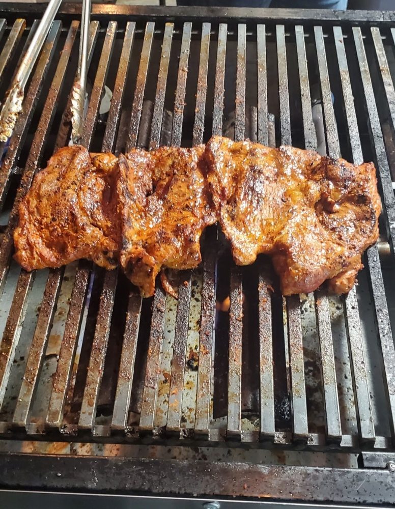 Los Barbones Tacos.