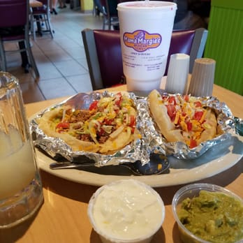 Mama Margies - 110 Photos 