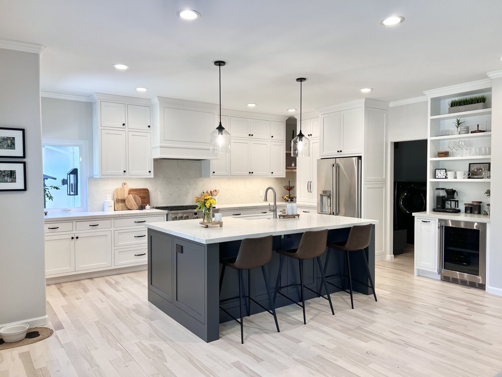 Cruz Custom Cabinets