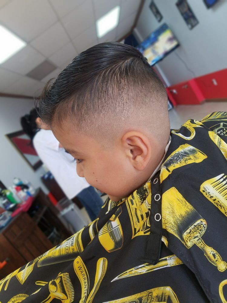 Rose City 13 Photos & 37 Reviews Barbers 1629 E