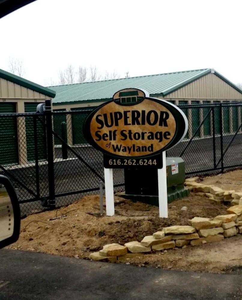 Wayland Self Storage Dandk Organizer