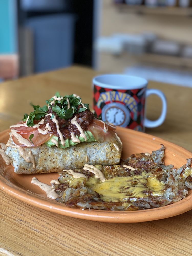 Little Cheerful Cafe